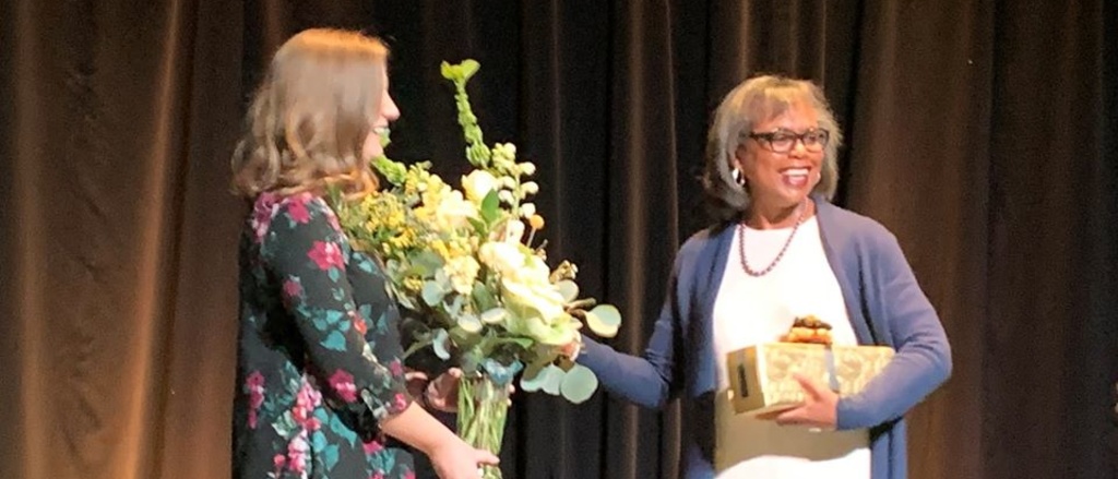 anita hill accepting award